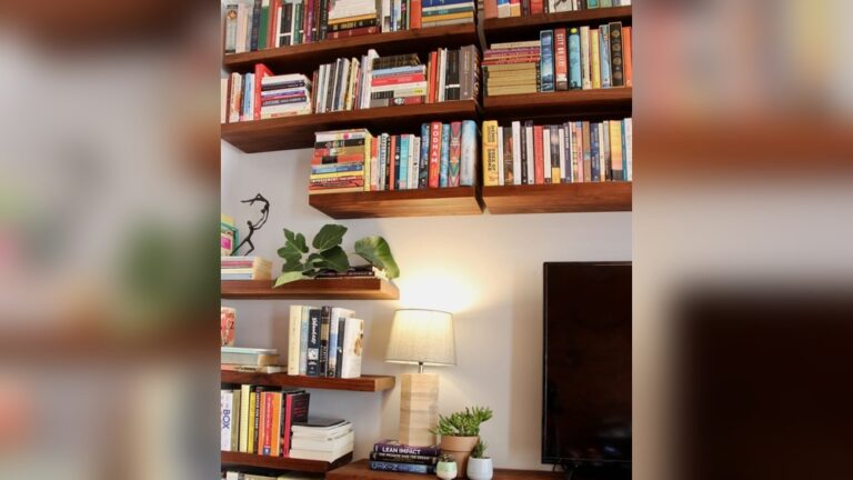 10 Floating Bookshelves Ideas to Display Your Collection Beautifully: Stunning Designs
