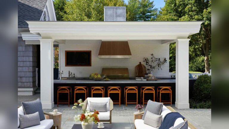 11 Backyard Kitchen Ideas to Entertain in Style: Stunning & Practical Designs