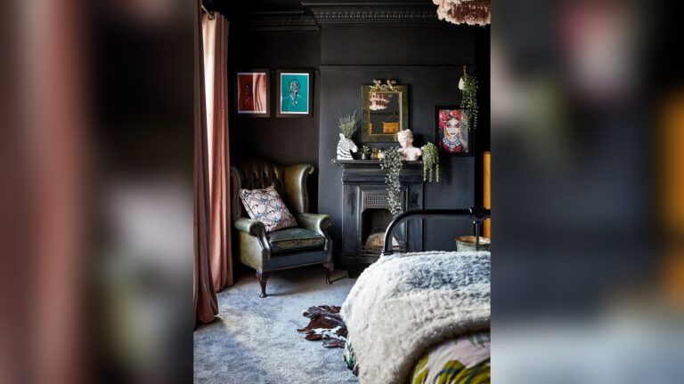 20 Dark Cottage Decor Living Room Ideas: Embrace the Cozy Charm