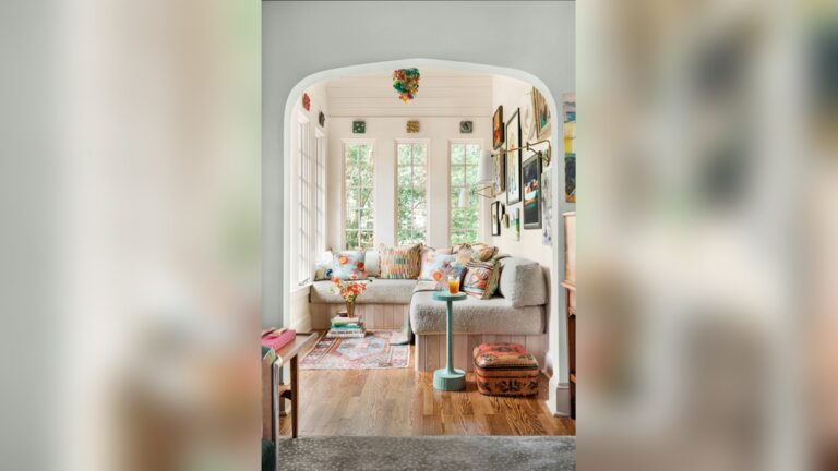 22 Cozy Sunroom Ideas: Create Your Own Warm Oasis Today!