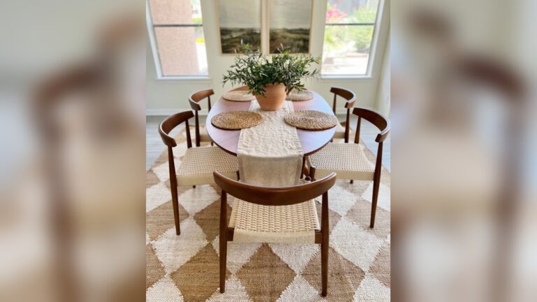 22 Round Dining Room Table Decor Ideas: Stunning Styles to Inspire