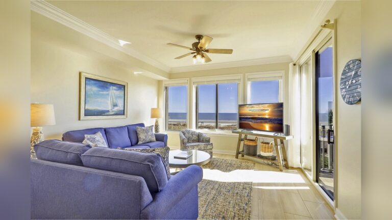 24 Black And Cream Living Rooms That Will Leave You Speechless! Stunning Designs