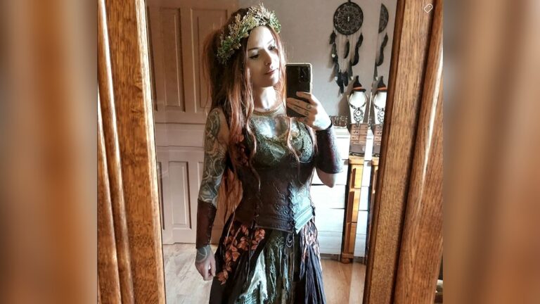 28 Historical Hairstyles Medieval Ideas: Stunning Looks to Try Today